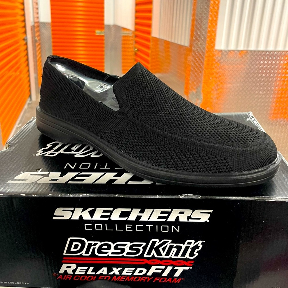 Skechers Dress knit Relaxed Fit Shoes